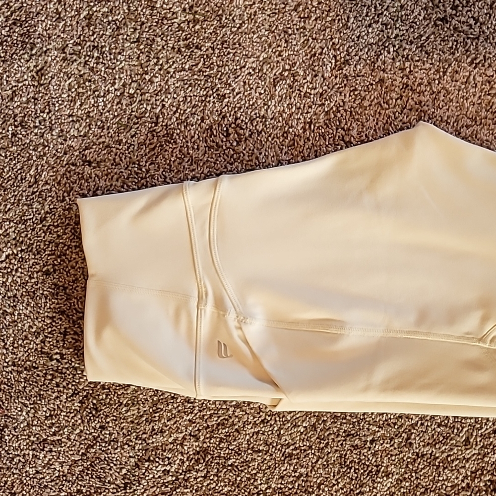 Fabletics pants - Picture 2 of 3